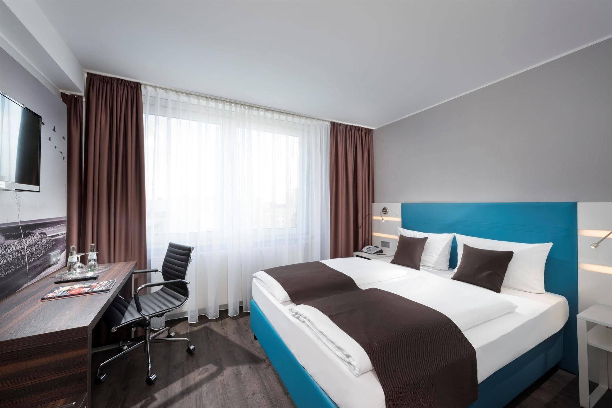 Hotel Essential By Dorint Bremen-Vahr Esterno foto