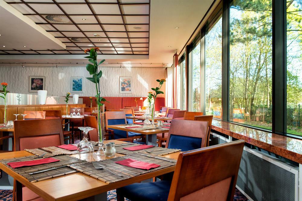 Hotel Essential By Dorint Bremen-Vahr Esterno foto