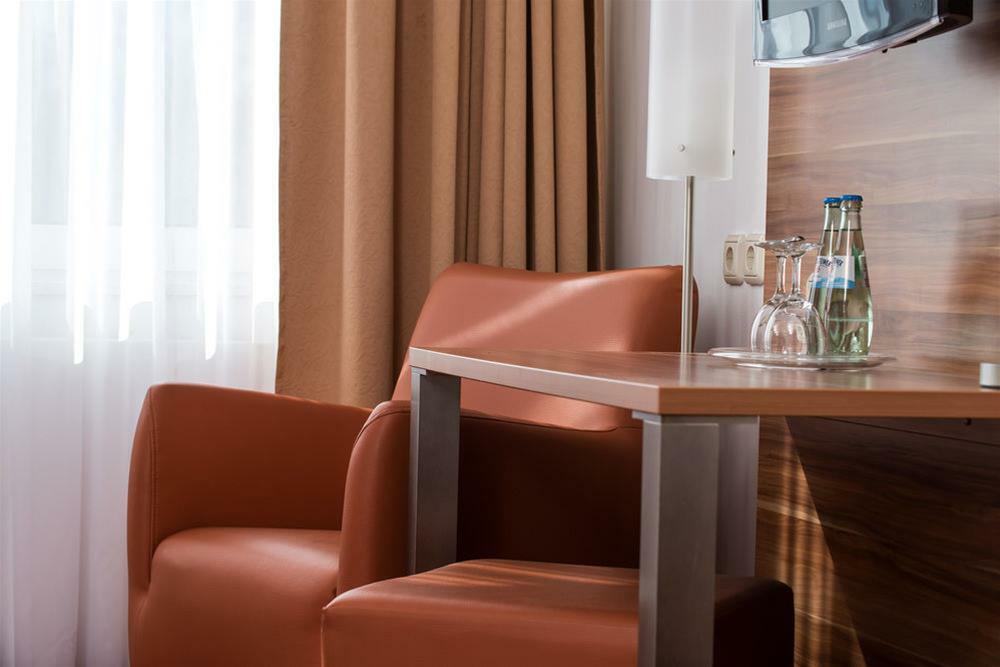 Hotel Essential By Dorint Bremen-Vahr Esterno foto
