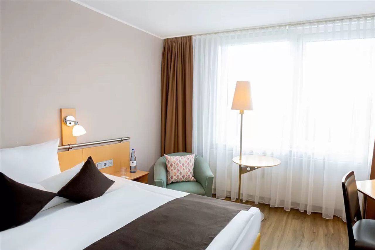 Hotel Essential By Dorint Bremen-Vahr Esterno foto